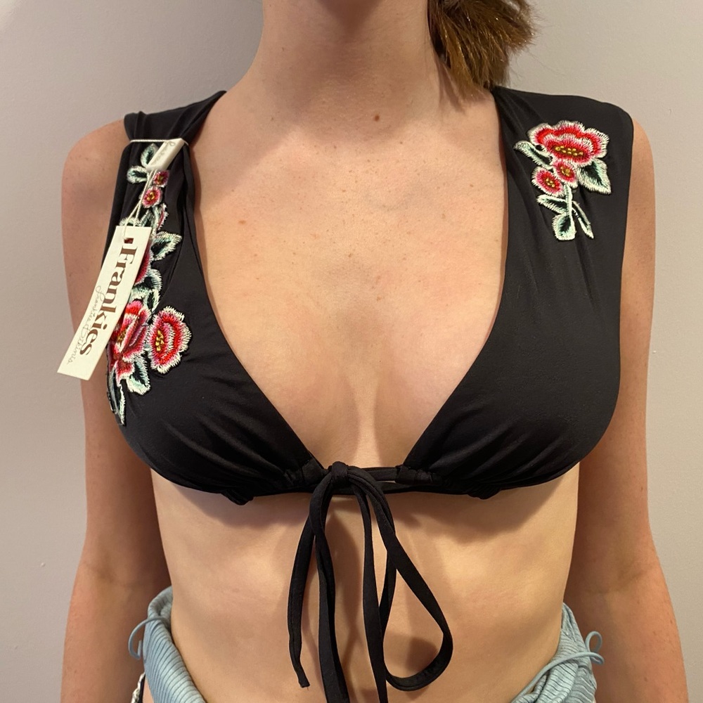 Frankies Bikini Top